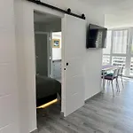 Club Zone Apartment